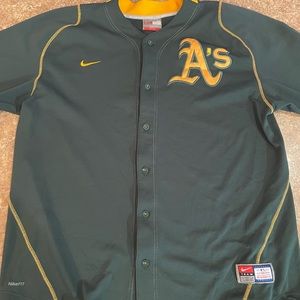 Men’s XL Oakland A’s Jersey